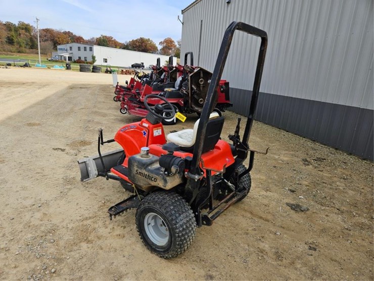 #3036-•-smithco-super-star-sand-trap-rake-image-3