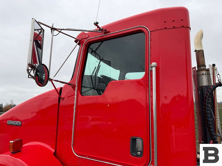 2004-kenworth-t800-image-63