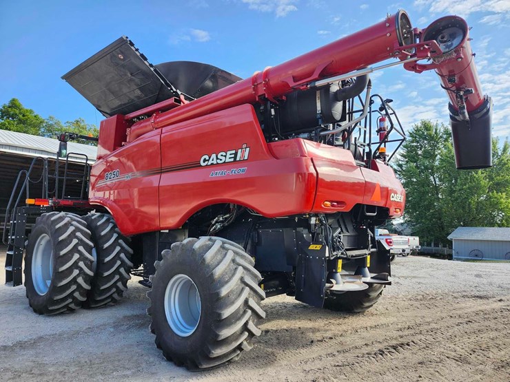 case-ih-8250-image-12