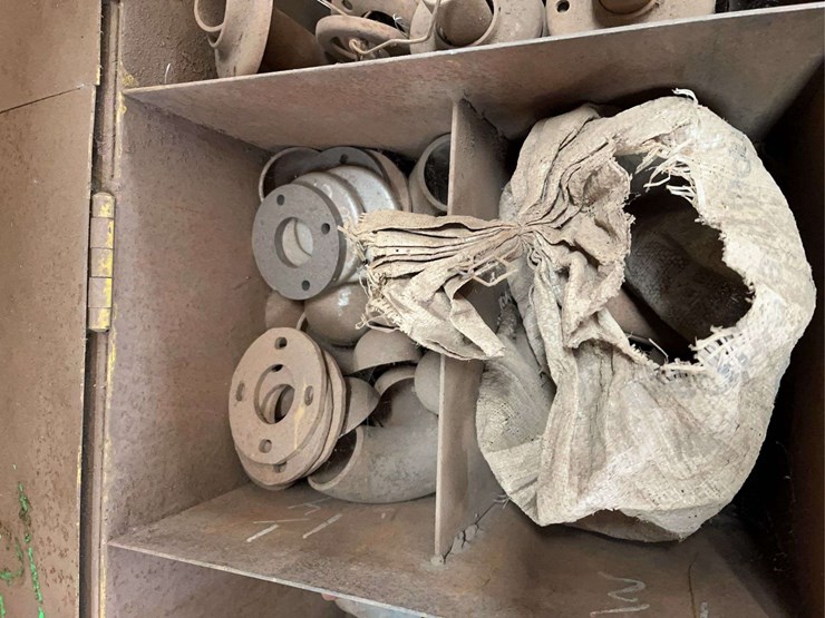 steel-storage-container-&-contents,-10'-long-image-6