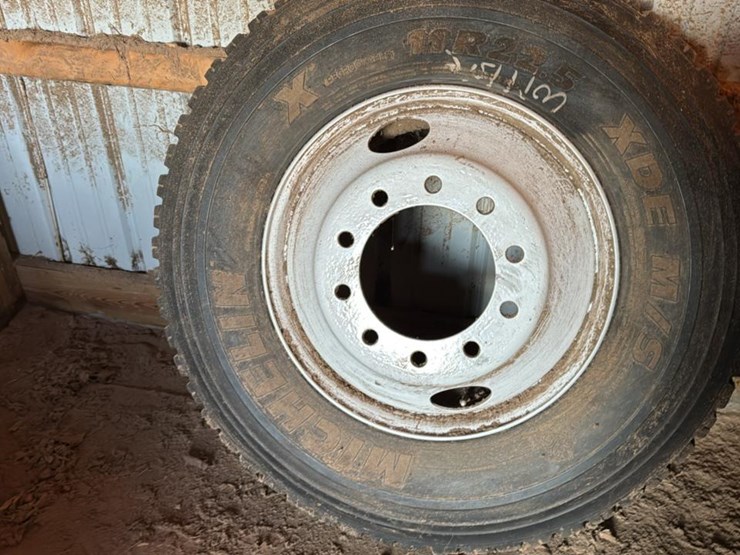 #144-•-contents-of-small-room*-image-10