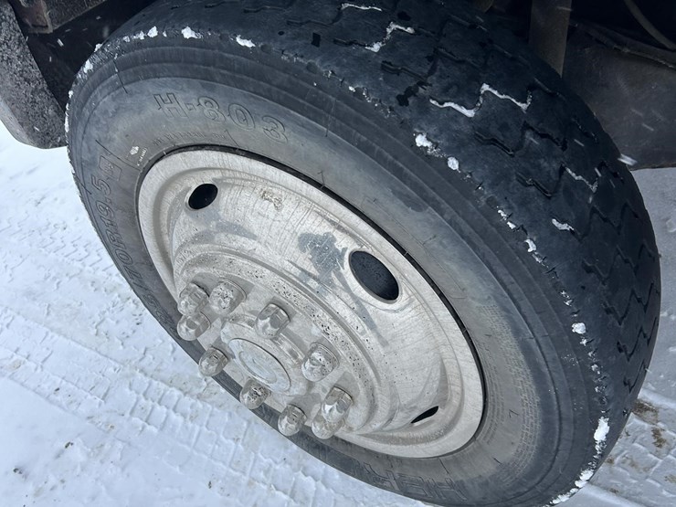 2008-ford-f550-xl-image-9