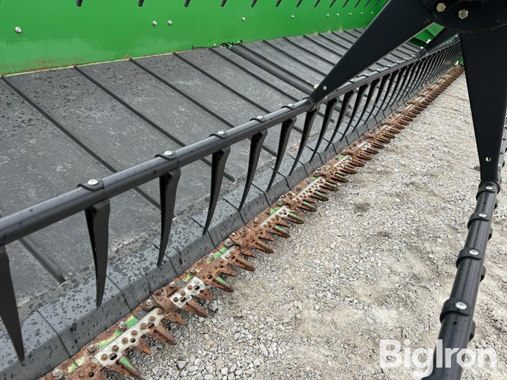 2016-john-deere-645fd-image-12