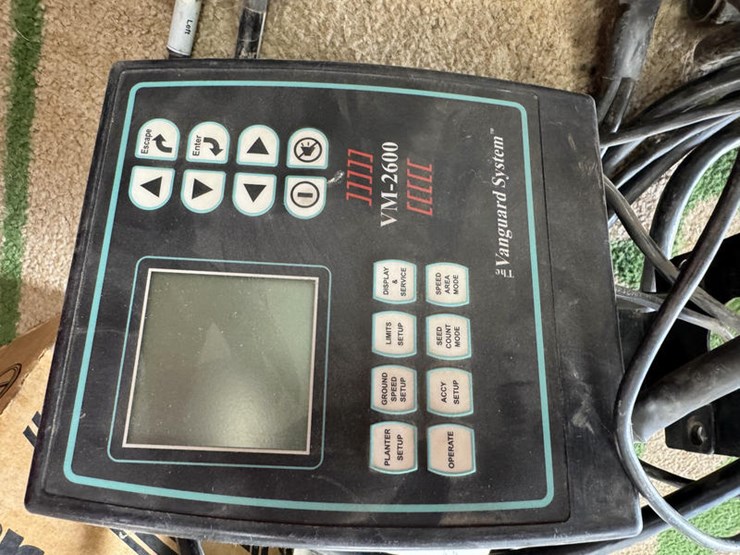 john-deere-7000-image-15