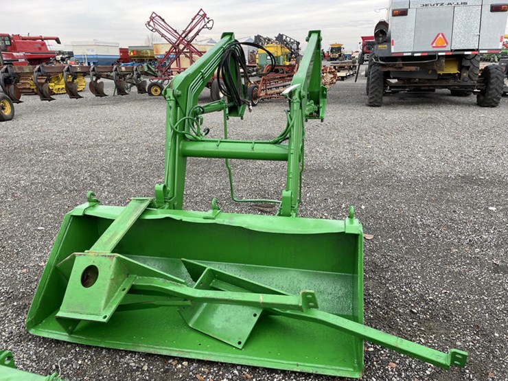 john-deere-148-image-2