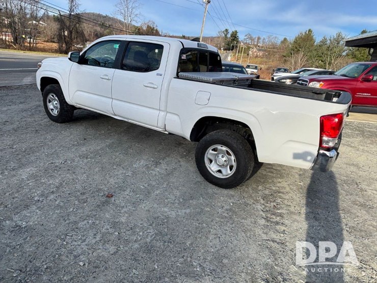 toyota-tacoma-image-9