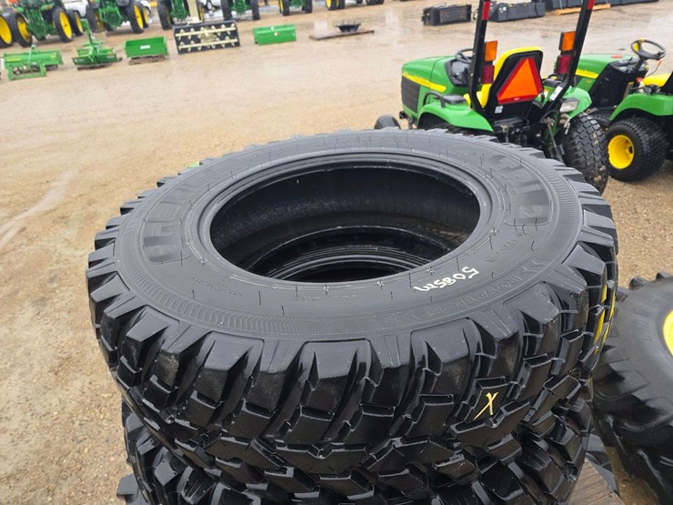 john-deere-5.5-image-5