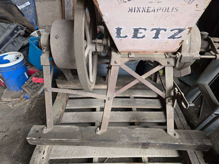 letz-made-for-deere-and-webber-co.-minneapolis-feed-mill,-turns-and-all-levers-work-image-4