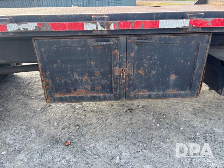 international-4700-image-48