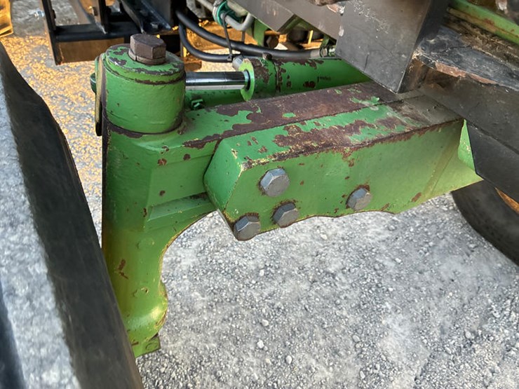 john-deere-2940-image-43