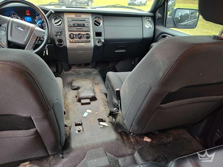 2016-ford-expedition-image-31