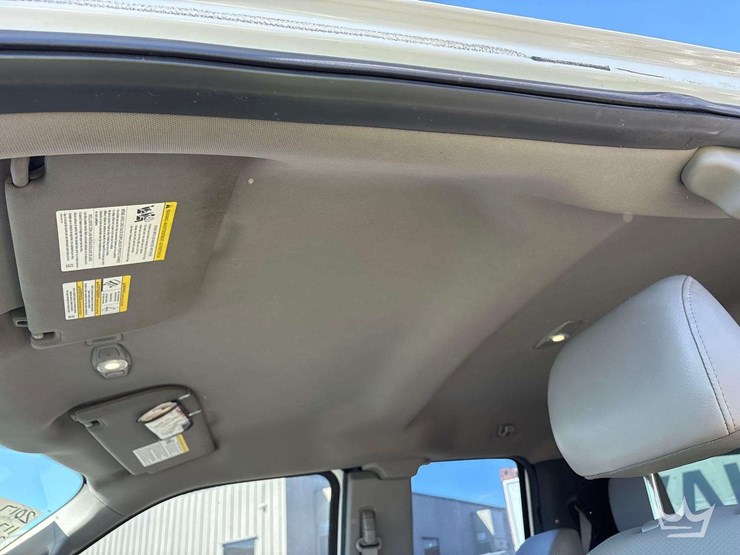 2017-ford-f150-image-21