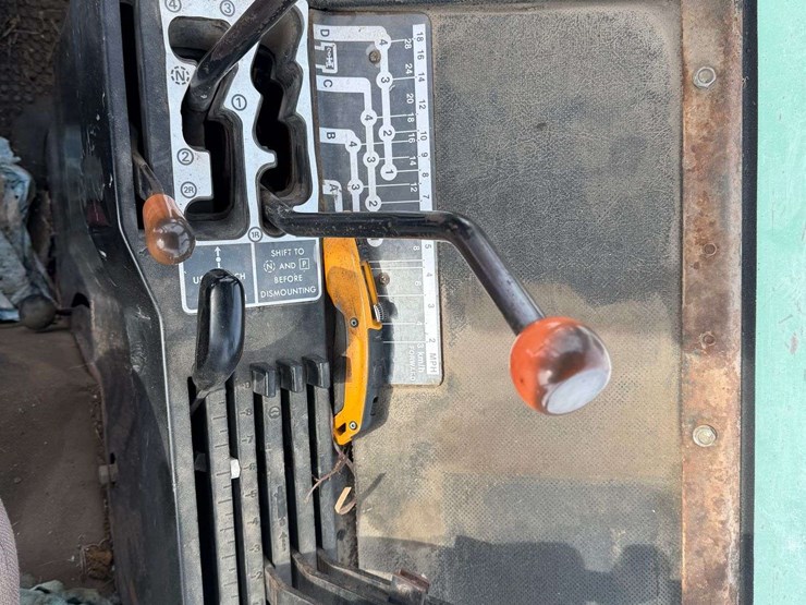 1975-john-deere-4230-image-40