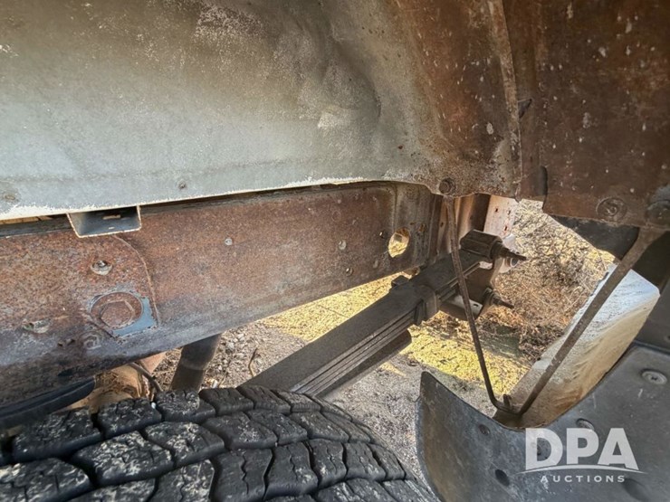 2003-chevrolet-silverado-2500hd-image-23