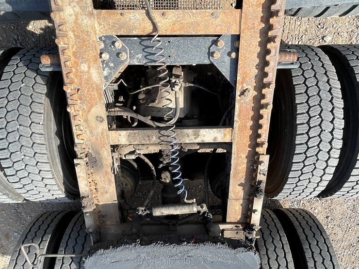 #1000-•-2007-international-transport-truck-tractor-(has-mn-title)-image-19