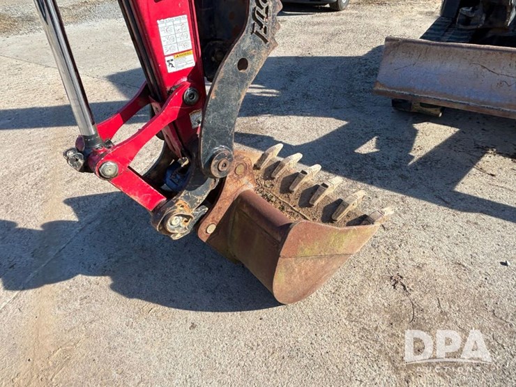 2020-yanmar-vio55-image-17