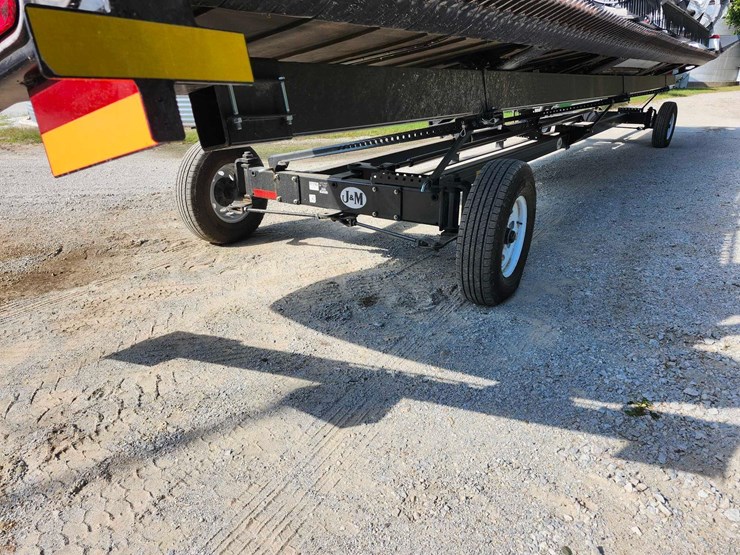 2024-j&m-4ws-15-head-cart,-40’-image-7