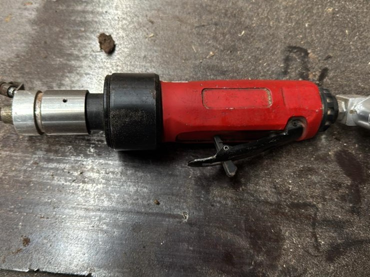 #185-•-sharpening-tool-and-transfer-pump-image-7