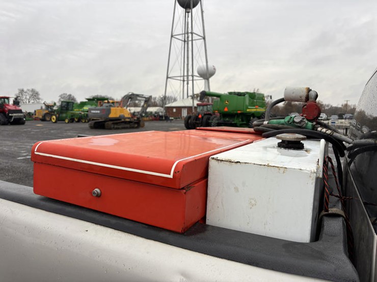 chevrolet-2500-image-24