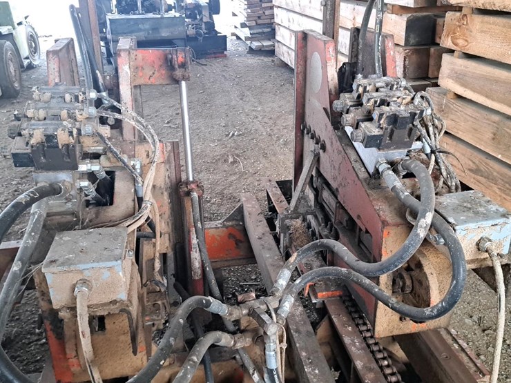 #4402-•-morbark-carriage-&-track-image-45