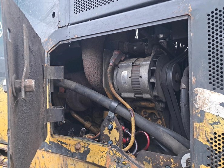 caterpillar-525b-image-18