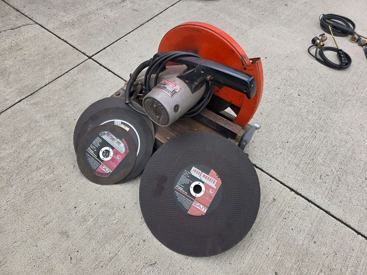 makita-model-2414-–-35mm-portable-chop-cut-off-saw,-comes-with-misc-blades-image-1