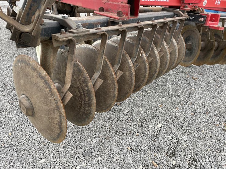 case-ih-496-image-11