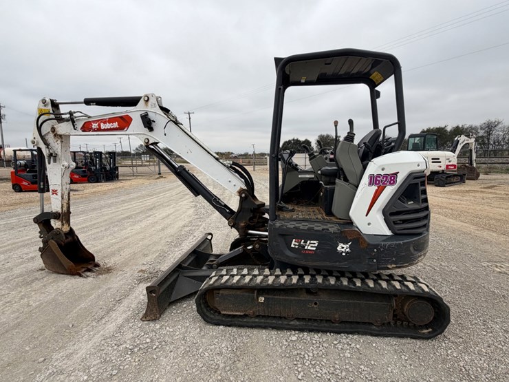 bobcat-e42-image-8
