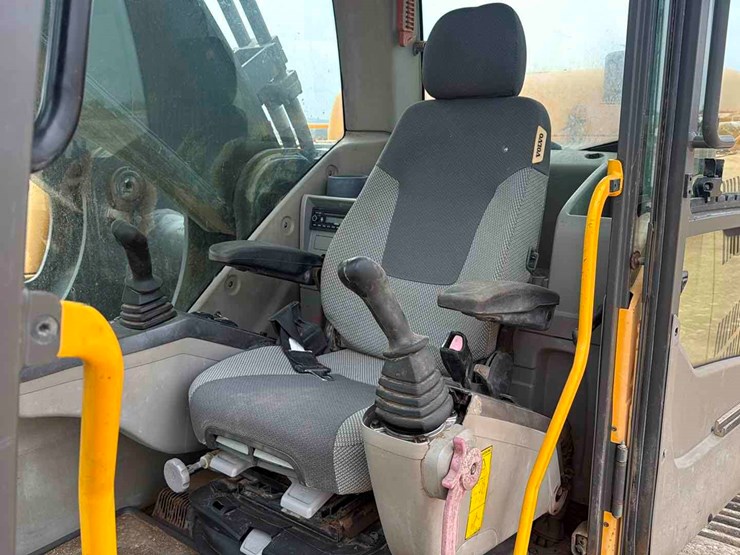 volvo-ec460cl-image-20