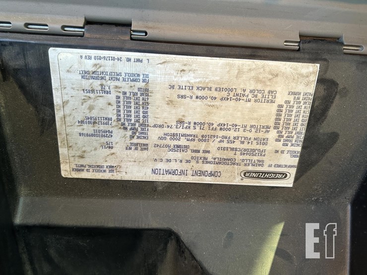 2012-freightliner-cascadia-125-image-51