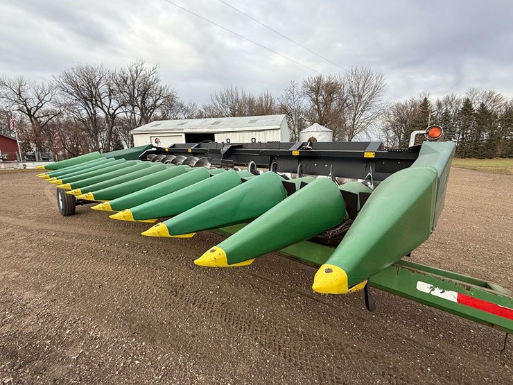 2004-geringhoff-12-row-20”-roto-disc-chopping-head,-comes-with-a-mauer-header-trailer,-stationary,-r-image-17