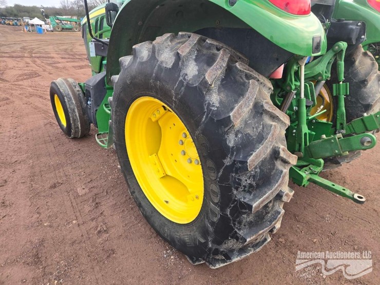 john-deere-5085m-image-12