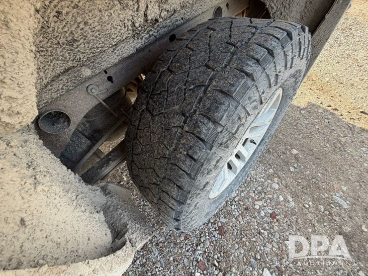 2017-chevrolet-1500-image-15