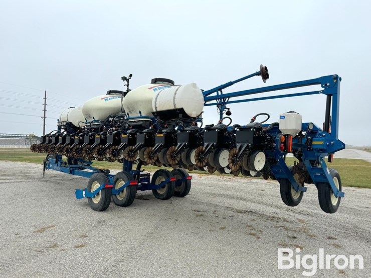 2012-kinze-3660-image-6