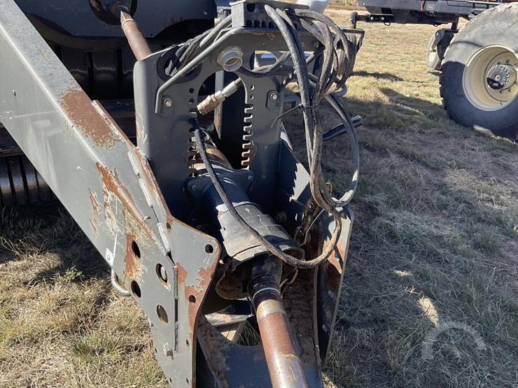 2013-massey-ferguson-2190-image-40