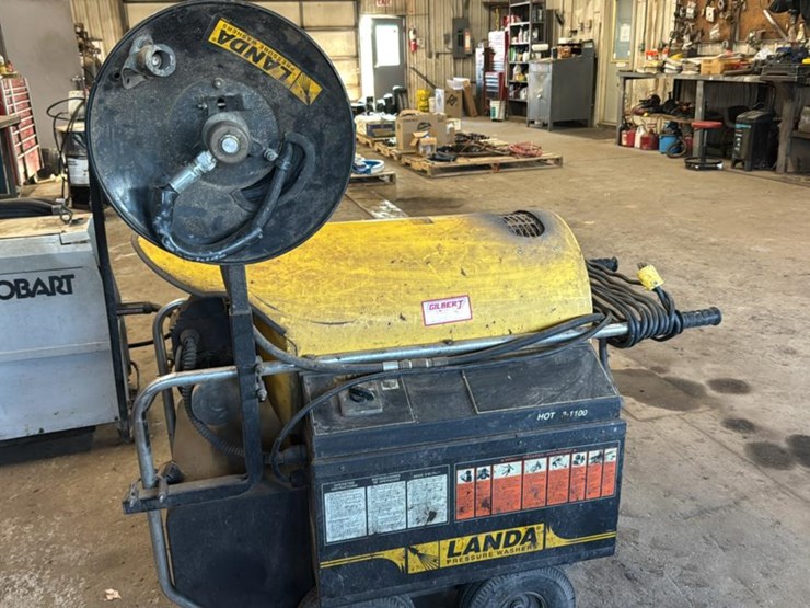 #153-•-landa-hot-water-pressure-washer*-image-1