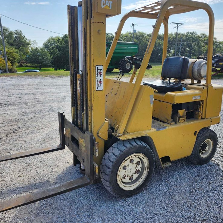 CAT LP forklift