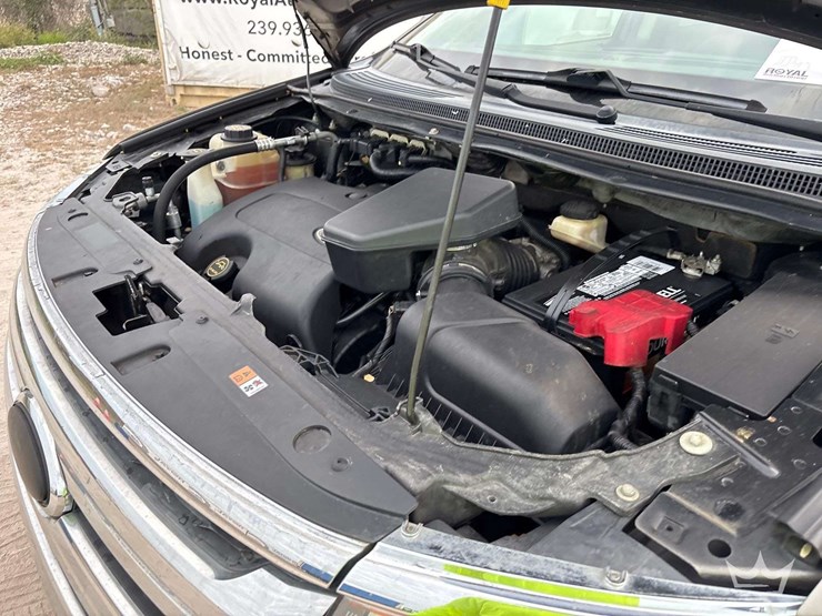 2014-ford-edge-image-8