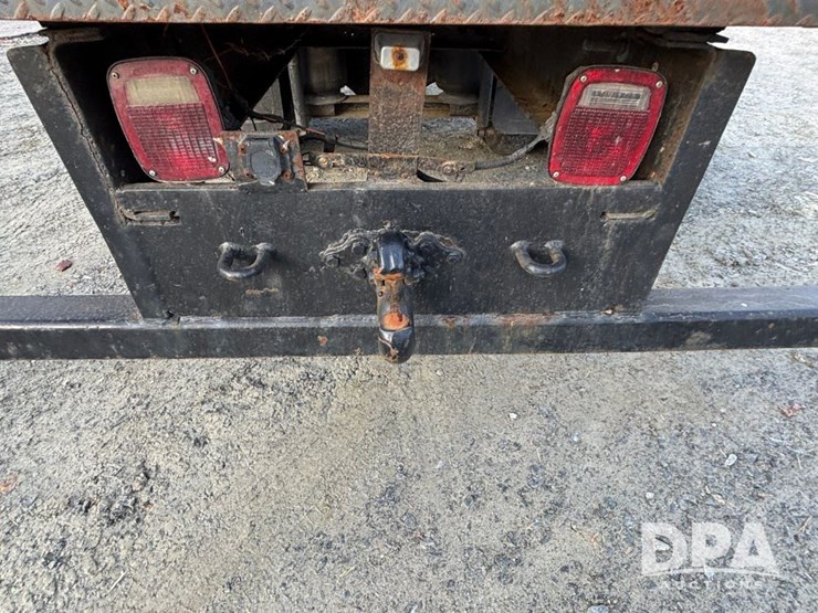 international-4700-image-39