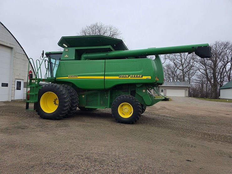 2000-john-deere-9650-sts-image-24
