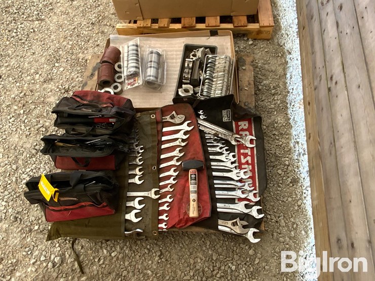 pallet-of-farm-support-image-8