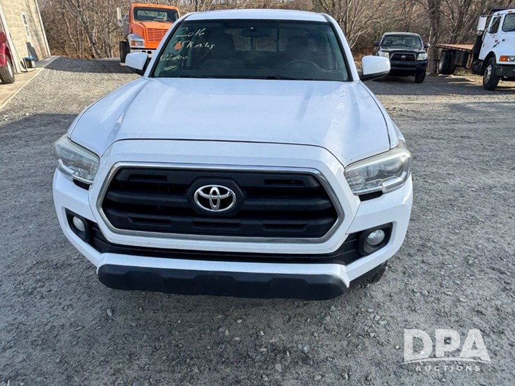 toyota-tacoma-image-14