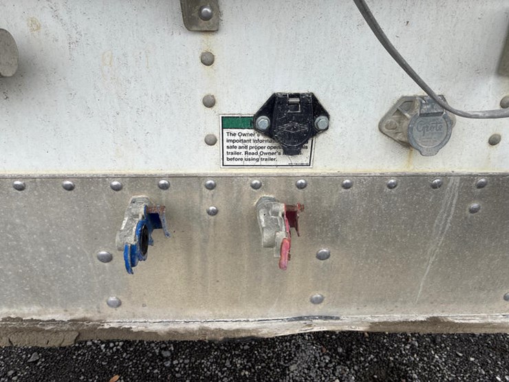 wilson-hopper-bottom-image-15