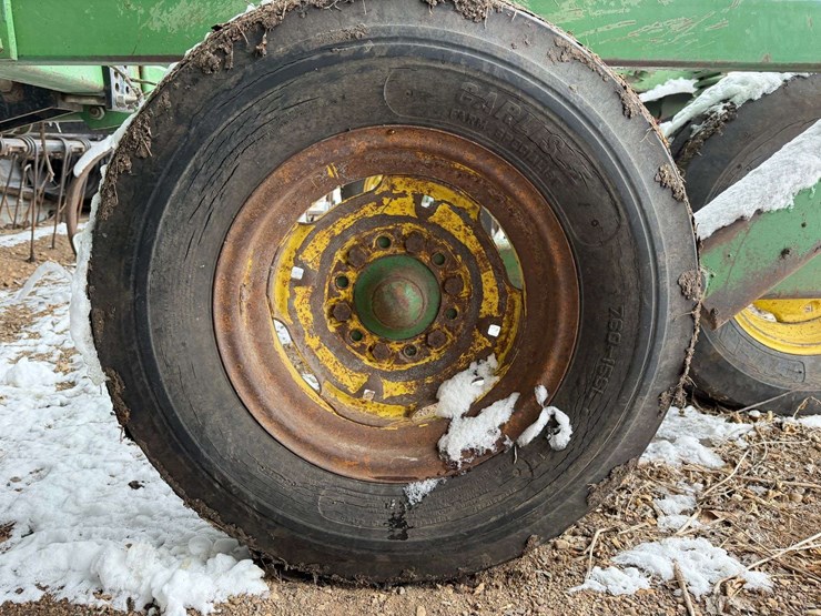 john-deere-17-image-10