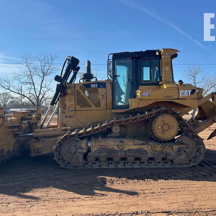 2014 CATERPILLAR D6T XL