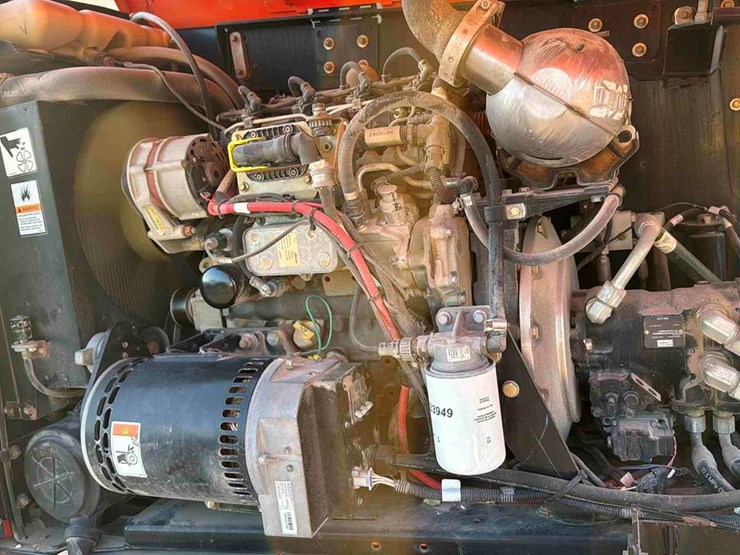 2015-jlg-660sj-image-10