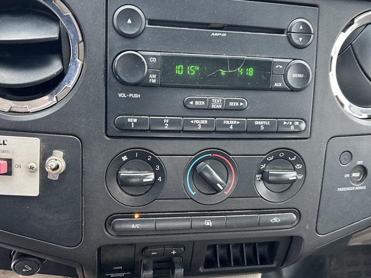 2008-ford-f350-xlt-image-22