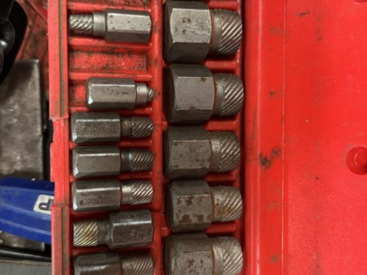 #160-•-snapon-tool-box*-image-13