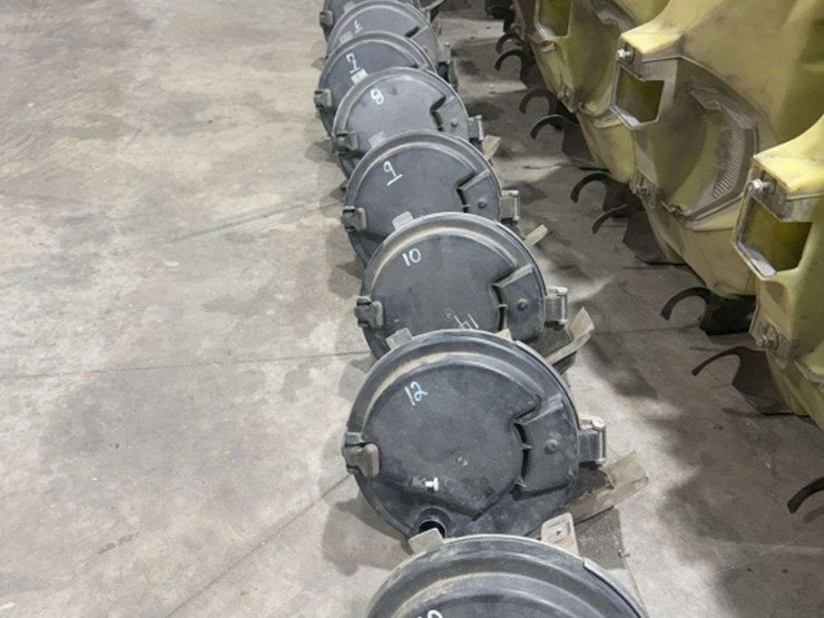 (12)-john-deere-box-e-set-meters,-come-with-corn-plates,-buying-all-for-one-money-image-1