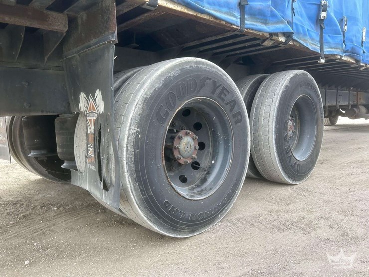 2013-international-durastar-4400-image-16